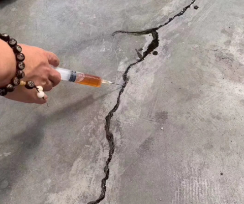 衡山混凝土裂缝修补技术详解​